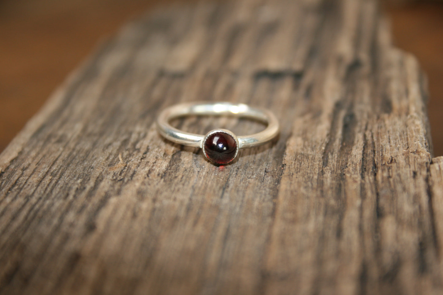 Sterling Silver Garnet Round Shank Ring