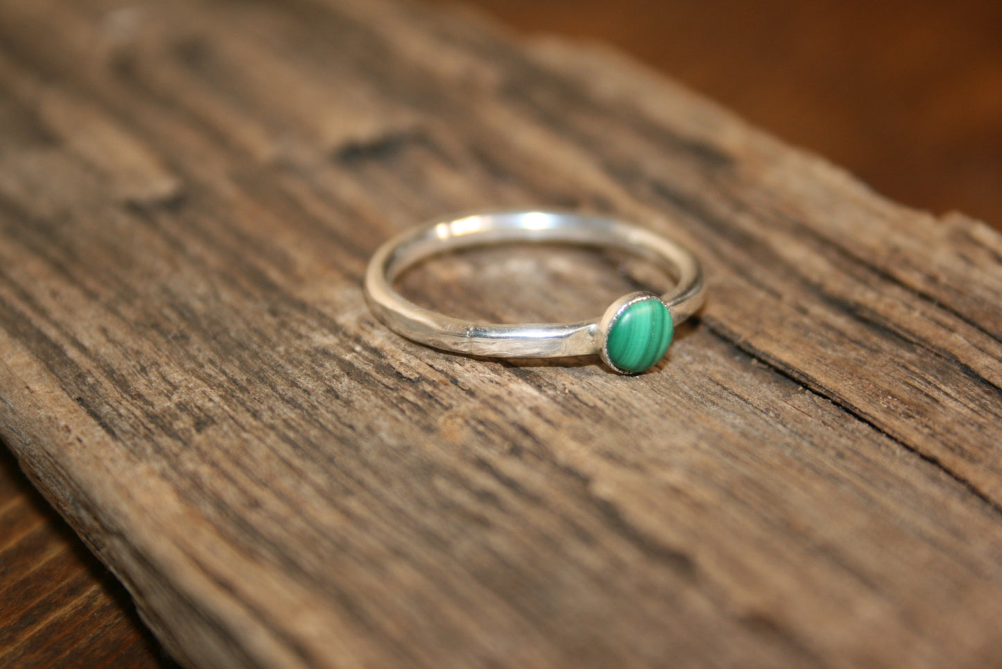 Sterling Silver Malachite Half Round Shank Ring