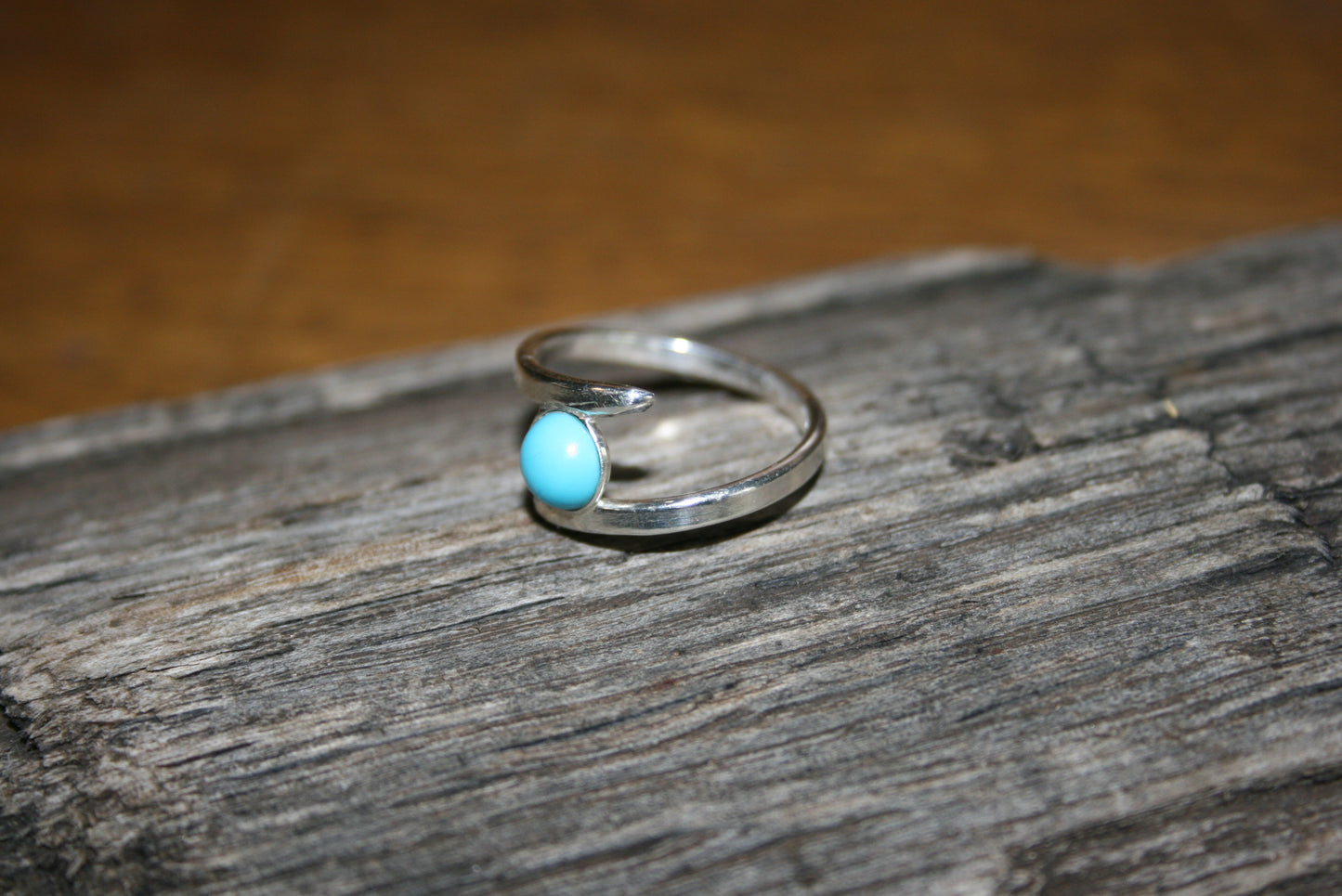 Sterling Silver Turquoise Ring – Bypass Shank, UK M